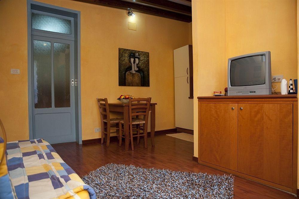 Trapani Tourism Apartments מראה חיצוני תמונה